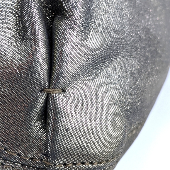 NWT Gold Metallic Lanvin Envelope Style Clutch - Picture 4 of 13